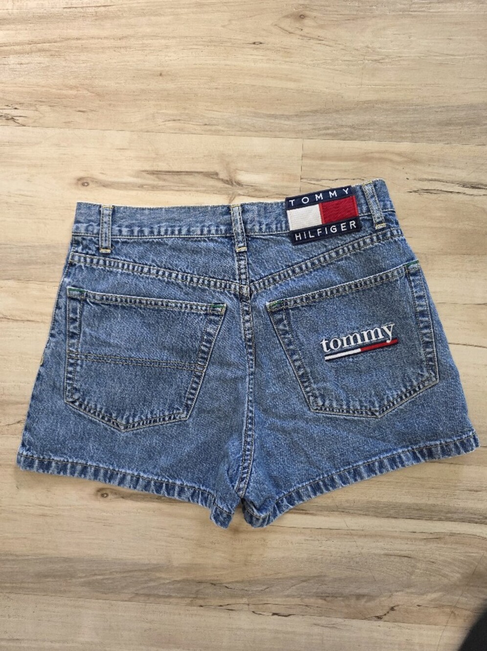Vtg Tommy Hilfiger Denim Shorts High Waist Mom 90s Y2K Sz 7 Y2K Big Patch Street